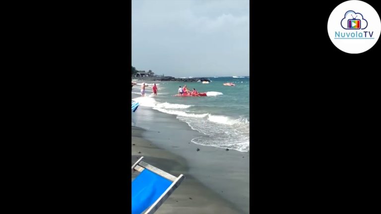 Ischia – Ischitano salvato da due bagnigni del Bagno Mario Blue Wave