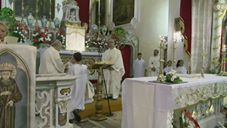 IN DIRETTA DALLA CHIESA DI SAN FRANCESCO (FORIO): LA MESSA PRESIEDUTA DAL VESCOVO LAGNESE