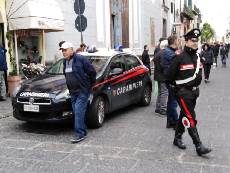 MAZZATE A FORIO, PROTAGONISTE DUE DONNE