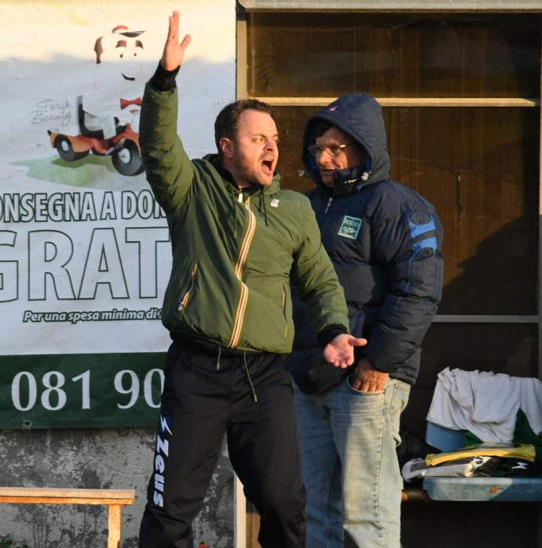 CALCIO. SQUALIFICA MISTER DI MEGLIO, LA SOCIETA’: “ORA BASTA INGIUSTIZIE”