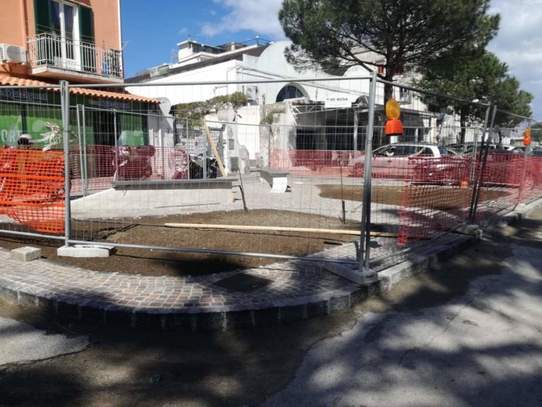 ISCHIA, VIA FRANCESCO BUONOCORE: PROSEGUONO I LAVORI