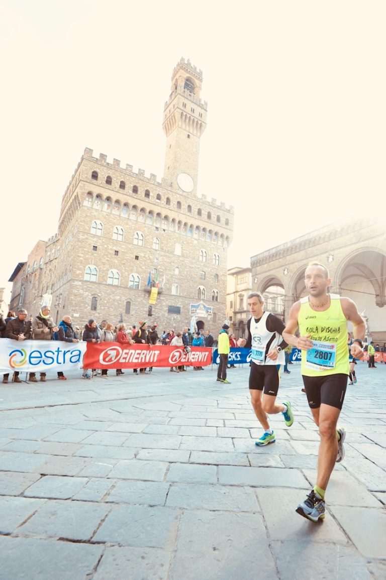 CORSA: Adamo Caputo chiude la maratona di Firenze in 3 ore e 20 minuti.