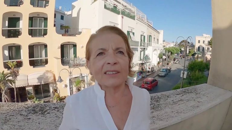 ISCHIA – L’ASSESSORE BUONO: “SPIAGGE ORGANIZZATE E SICURE, SERVIZI A PRESCINDERE DALL’EMERGENZA CORONAVIRUS”