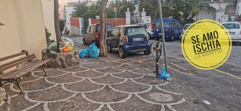 ISCHIA – SACCHETTO SELVAGGIO, MULTA DA 200 EURO PER I TRASGRESSORI