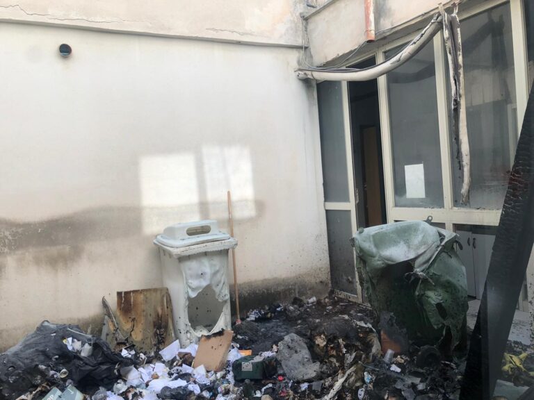 PRINCIPIO D’INCENDIO AL COMUNE DI ISCHIA, NESSUN FERITO