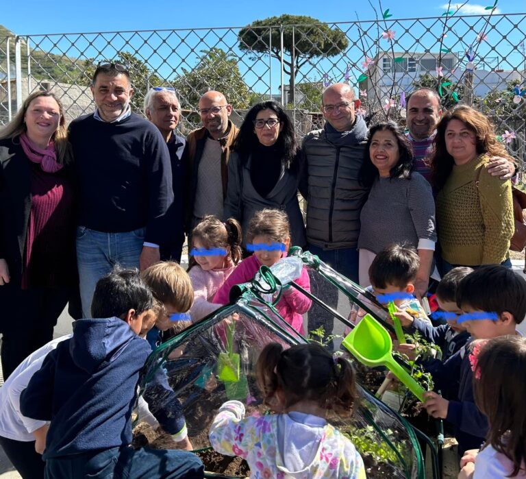 FESTA DELLA PRIMAVERA A SUCCHIVO: LA PRO LOCO DONA DUE SERRE AI BAMBINI