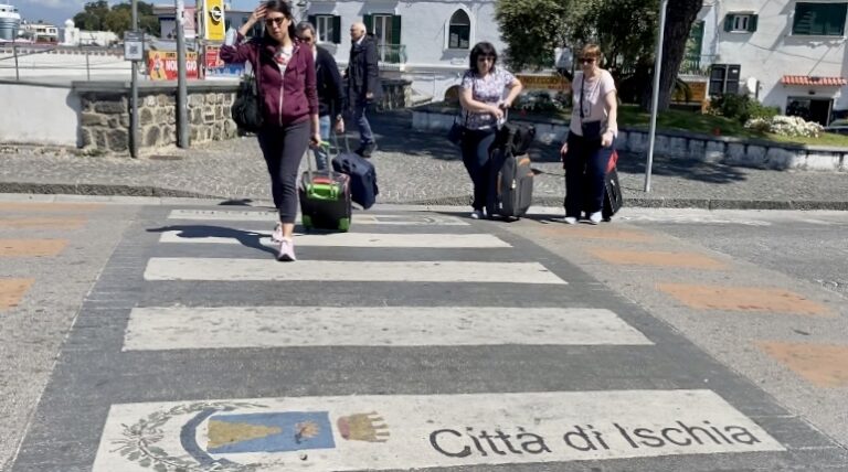 ISOLA D’ISCHIA: CONTROLLI SERRATI PER IL PONTE DEL 25 APRILE