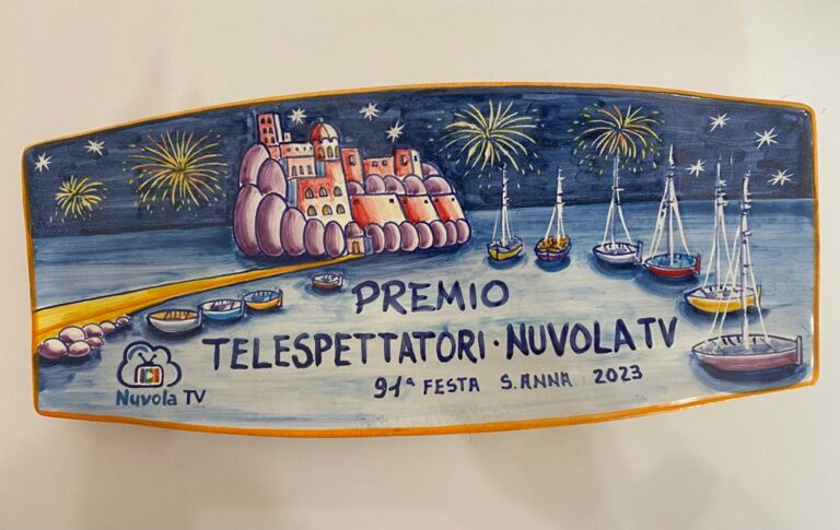 Festa di Sant’Anna, guarda la diretta e vota la la barca piu bella: ecco il premio dei telespettatori