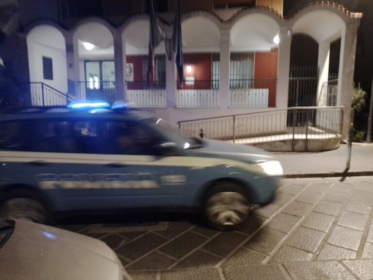 Era a cena sulla Borbonica, latitante arrestato dalla polizia