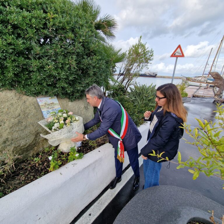 CASAMICCIOLA: NELL’ANNIVERSARIO DELL’ALLUVIONE IL COMUNE RICORDA ANNA DE FELICE 