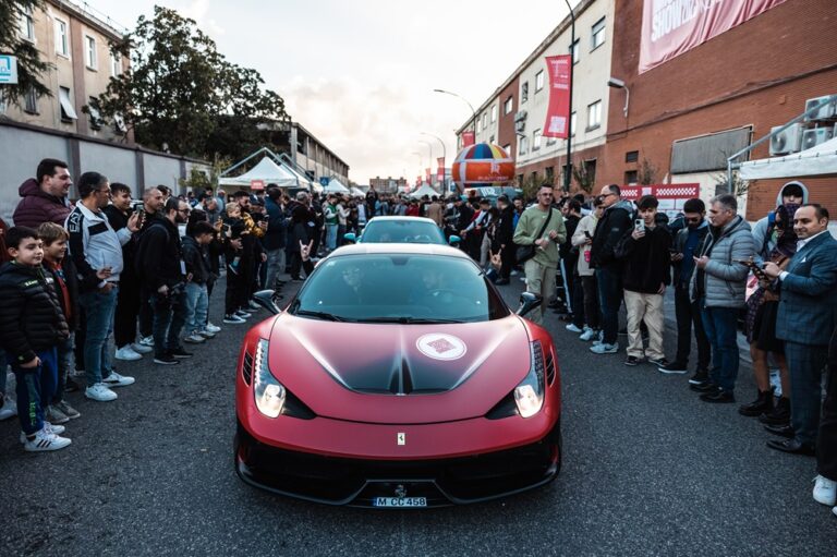 Vesuvio MotorShow, in 10.000 sulla “pista” di Gianturco